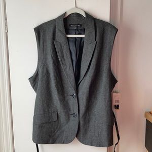 NWT Briggs New York suite vest